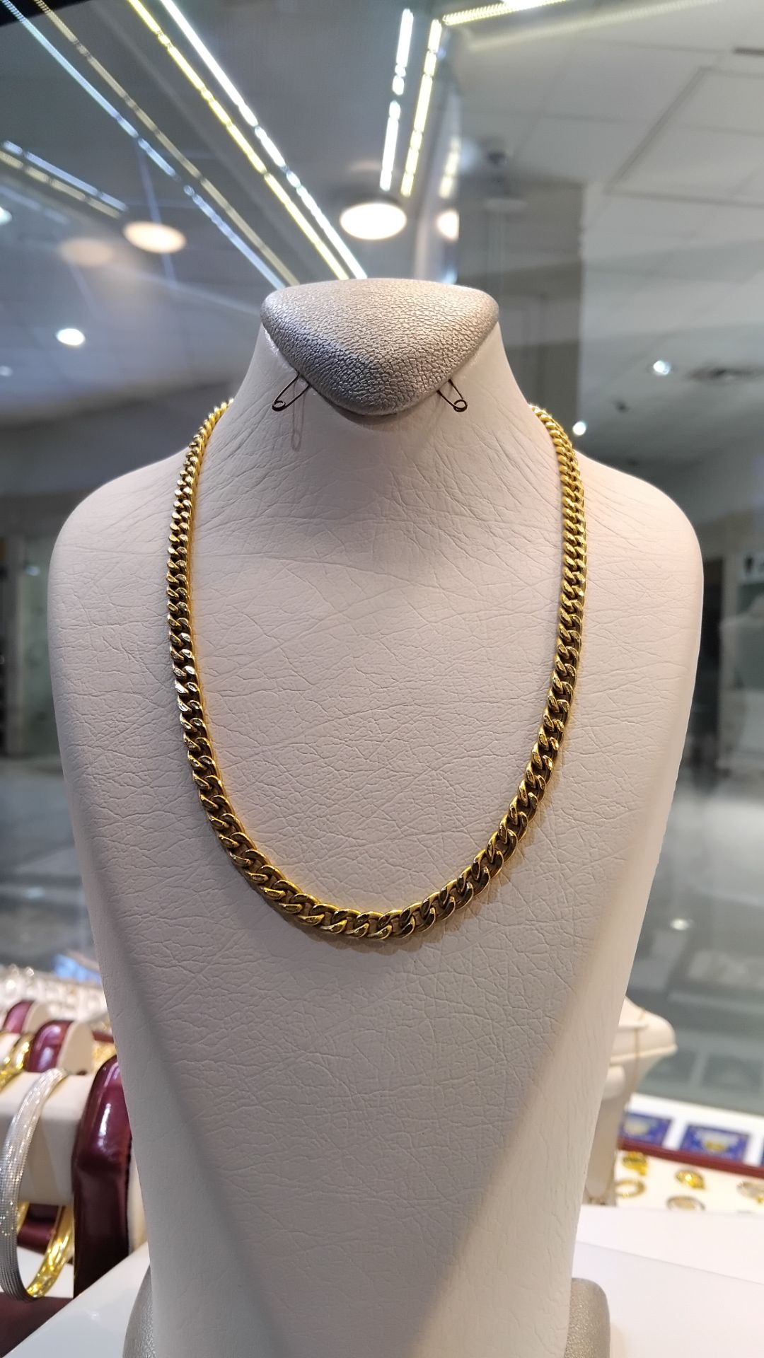98 گردنی کارتیه - Image 1
